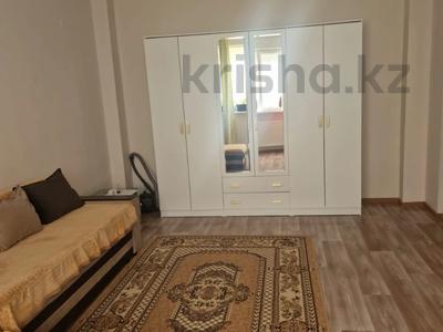 1-бөлмелі пәтер · 45 м² · 1/5 қабат, 17-ш/а. 75, бағасы: 12.5 млн ₸ в Актау, 17-й мкр