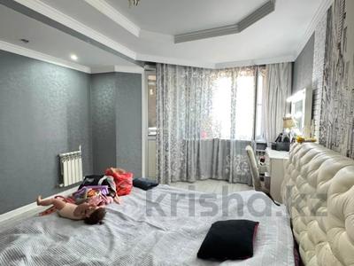 3-бөлмелі пәтер · 82 м² · 4/5 қабат, Думан-2 ш/а., бағасы: ~ 45 млн ₸ в Алматы, Медеуский р-н
