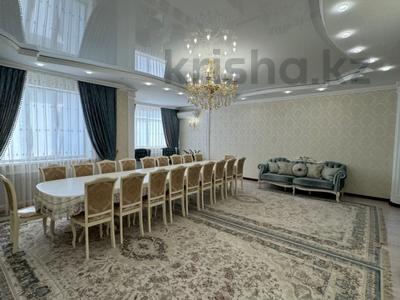 5-комнатная квартира · 205 м² · 3/4 этаж, мкр 8, Санкибай батыра 253/6 за 61.5 млн 〒 в Актобе