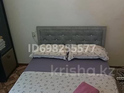 1-бөлмелі пәтер · 40 м² · 2/9 қабат, Ақсай-4 ш/а. 24, бағасы: 13 000 ₸ в Алматы, Ауэзовский р-н