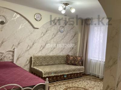 1-комнатная квартира · 30 м² · 2/5 этаж, Желтоксан 32/4 за 11 000 ₸ в Астане, Сарыарка р-н