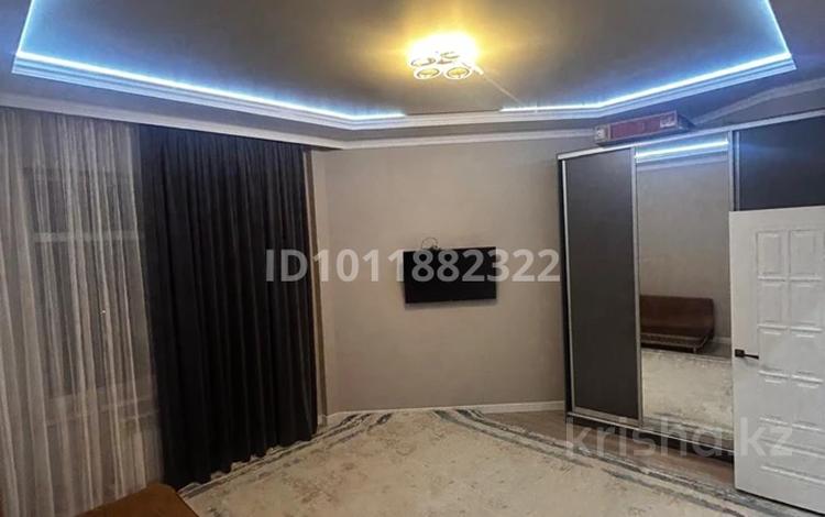 1-комнатная квартира · 50 м² · 6/10 этаж, 28-й мкр 49 за 150 000 ₸ в Актау — фото 2
