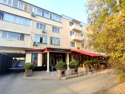 1-комнатная квартира · 35 м² · 4/4 этаж, Кабанбай батыра 79 — Назарбаева за 42 млн 〒 в Алматы, Медеуский р-н