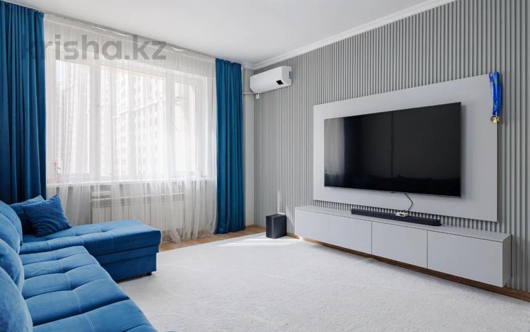 2-бөлмелі пәтер · 72 м² · 5/10 қабат, Туркестан 18, бағасы: 64 млн ₸ в Астане, Есильский р-н — фото 2