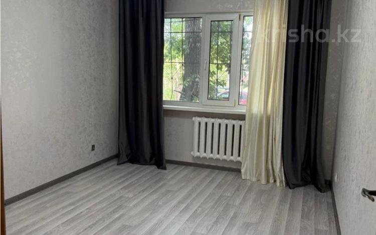 2-комнатная квартира · 48 м² · 1/5 этаж, Майкудук, 18й микрорайон за 12.4 млн ₸ в Караганде, Алихана Бокейханова р-н — фото 2