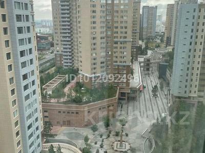 2-комнатная квартира · 70 м² · 15 этаж, Ахмет Байтурсынулы 1 за 350 000 ₸ в Астане, Сарайшык р-н