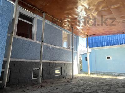 Отдельный дом · 5 комнат · 120 м², Макатаева 43 за 45 млн ₸ в 