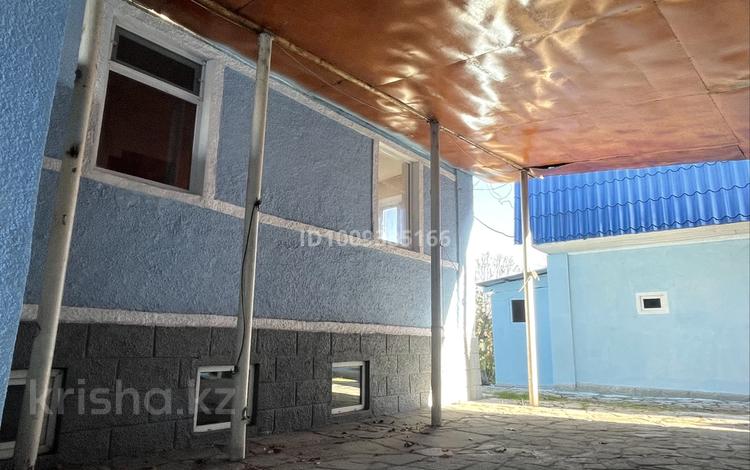 Отдельный дом · 5 комнат · 120 м² · 8.5 сот., Макатаева 43 за 45 млн 〒 в  — фото 2