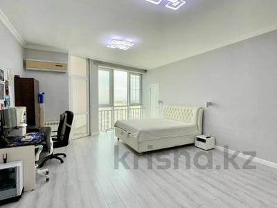 3-бөлмелі пәтер · 120 м² · 18/20 қабат, Брусиловского, бағасы: 70 млн ₸ в Алматы, Алатауский р-н