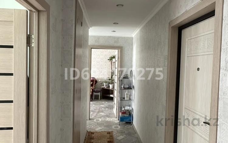 3-комнатная квартира · 63 м² · 1/5 этаж, 4 мкр — Рядом 4-5 школа, колледж за 9 млн ₸ в Степногорске — фото 2