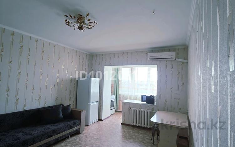 1-комнатная квартира · 37.8 м² · 5/5 этаж, 4-й мкр. 42 за 140 000 ₸ в Конаеве — фото 2