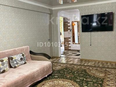 2-комнатная квартира · 63 м² · 2/5 этаж, Айтеке би 27 за 5 000 ₸ в 