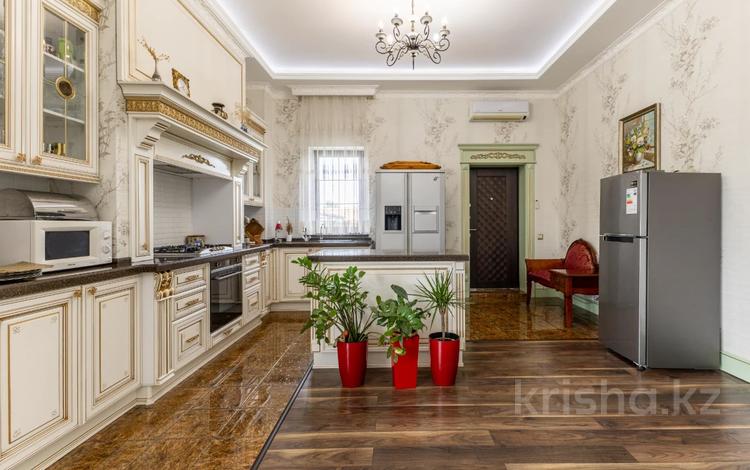 Отдельный дом · 7 комнат · 643 м² · 18 сот., Бурылтай 11\1 за 643 млн 〒 в Астане, Есильский р-н — фото 16