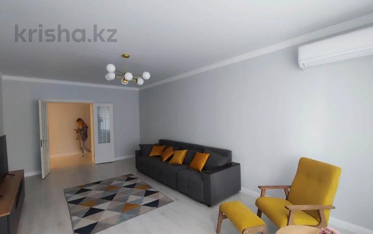 3-комнатная квартира · 110 м² · 3/16 этаж, Розыбакиева 320 за 750 000 ₸ в Алматы, Бостандыкский р-н — фото 12