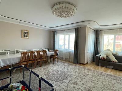 Отдельный дом · 5 комнат · 266 м² · 20 сот., Жанаконыс 395 за 38 млн 〒 в Актобе