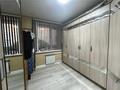 5-комнатная квартира · 96 м² · 3/5 этаж, Майкудук, Мкр Голубые пруды — Школа 77 за 42 млн ₸ в Караганде, Алихана Бокейханова р-н — фото 10