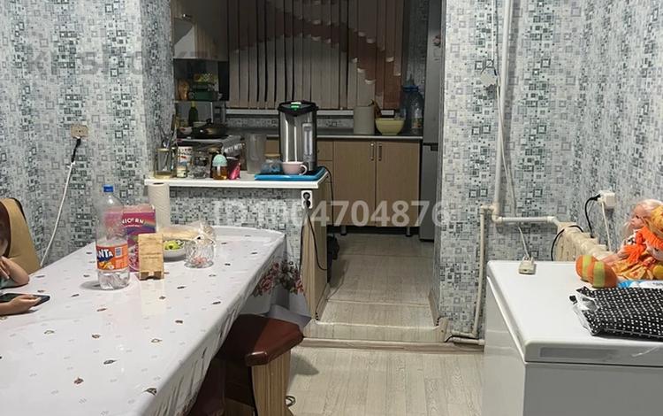 3-комнатная квартира · 60.4 м² · 4/5 этаж, Абая 42 — Абая за 27 млн ₸ в Сатпаев — фото 2