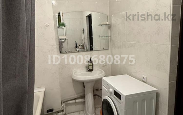 1 бөлме · 40 м² · 4/5 қабат, Айтеке би — Сейфуллина, бағасы: 100 000 ₸ в Алматы, Алмалинский р-н — фото 3