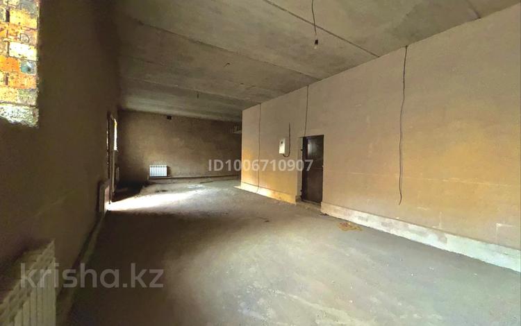 Свободное назначение, склады, кабинеты и рабочие места · 70 м² за 120 000 ₸ в Астане, Сарайшык р-н — фото 8