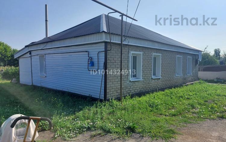 Отдельный дом · 4 комнаты · 85.5 м² · 13 сот., Переулок Комсомольский за 22 млн ₸ в Затобольске (Тобыле) — фото 2