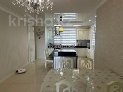 4-бөлмелі пәтер · 176 м² · 14/25 қабат, Кошкарбаева 8, бағасы: 130 млн ₸ в Астане, Сарайшык р-н