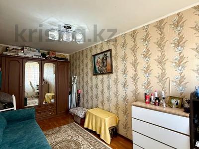 2-бөлмелі пәтер · 46.9 м² · 5/5 қабат, Махмбета 116а, бағасы: 13 млн ₸ в Атырау