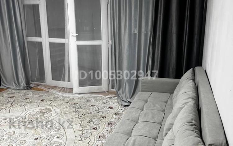 3-комнатная квартира · 81 м² · 8/16 этаж, мкр Аккент, Мкр. Аккент 61 за 18 000 〒 в Алматы, Алатауский р-н — фото 2