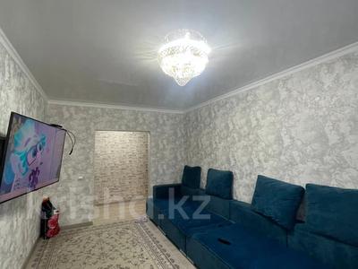 3-комнатная квартира, 88 м², 2/5 этаж, Молдагуловой 17/3 за 35.5 млн 〒 в Усть-Каменогорске