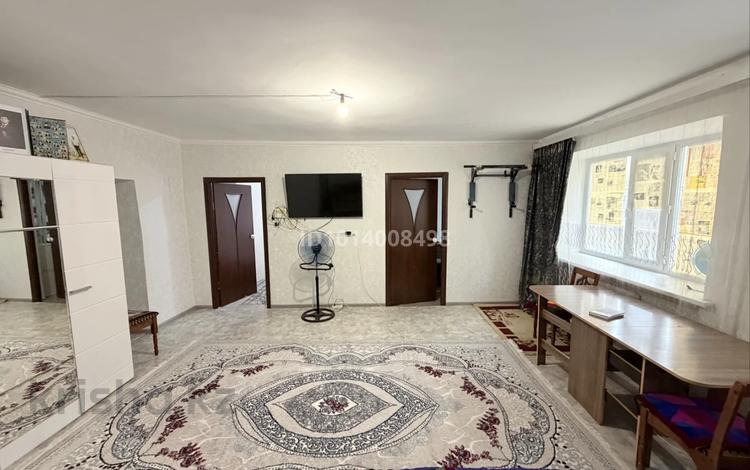 3-комнатная квартира · 66 м² · 1/4 этаж, Ауезова 57 за 25 млн ₸ в Семее — фото 2