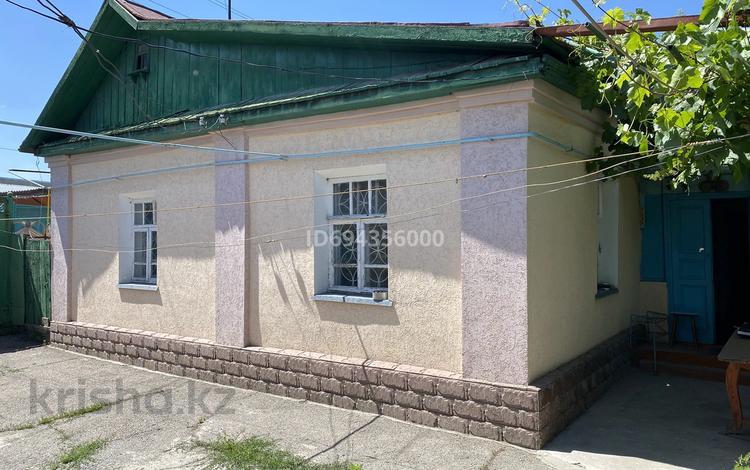 Отдельный дом • 3 комнаты • 45 м² • 7 сот., Тахтарова 34 за 30 млн 〒 в Таразе — фото 2