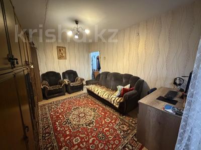 2-бөлмелі пәтер · 49 м² · 5/5 қабат, Космонавтов 145, бағасы: 17 млн ₸ в Караганде, Казыбек би р-н