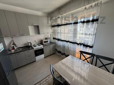 1-бөлмелі пәтер · 40 м² · 8/9 қабат, Мкр. Атырау 158/9 — Халык Арена, бағасы: 200 000 ₸ в Алматы, Медеуский р-н