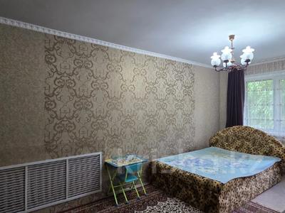 2-бөлмелі пәтер · 44 м² · 1/5 қабат, пр. Металлургов, бағасы: 6 млн ₸ в Темиртау