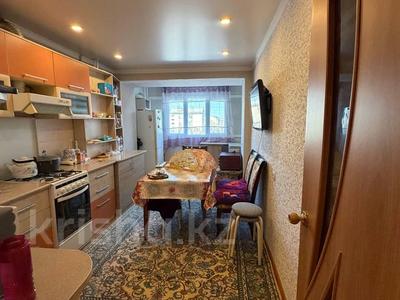 4-комнатная квартира · 90 м² · 4/5 этаж, самал 21 за 25.5 млн ₸ в Талдыкоргане, мкр Самал