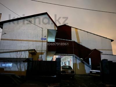 1-комнатная квартира · 40 м² · 1/2 этаж, мкр Шанырак-2, Мкр Шанырак-2 ул. Бартогай 4 — Садик “Мөлдір” за 100 000 〒 в Алматы, Алатауский р-н