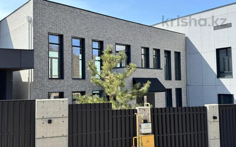 Отдельный дом · 7 комнат · 433 м² · 7 сот., мкр Юбилейный 77/7 за 310 млн ₸ в Алматы, Медеуский р-н — фото 7