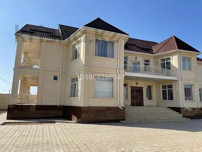 Отдельный дом · 10 комнат · 750 м², Кызыл кайнар 68 за 2.5 млн ₸ в Таразе