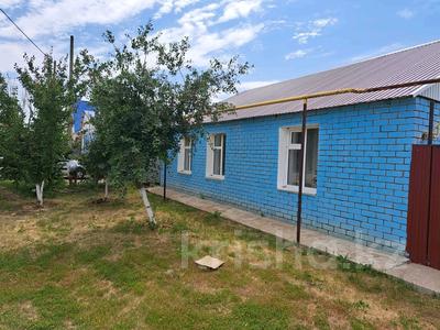 Отдельный дом · 3 комнаты · 100 м² · 8 сот., Дархан за 27.5 млн 〒 в Уральске