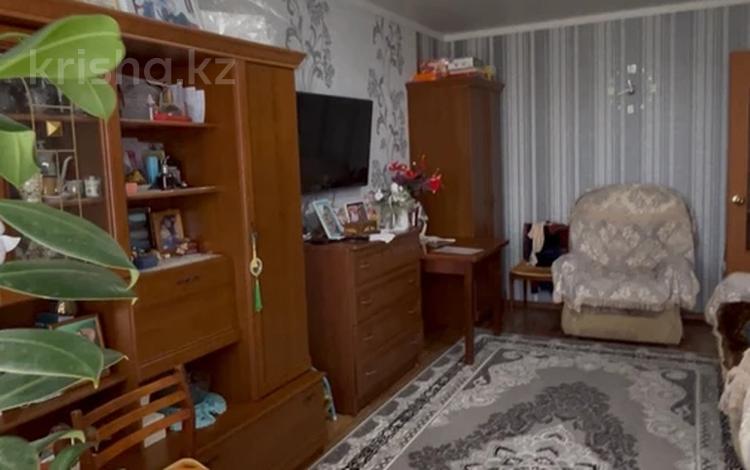 2-бөлмелі пәтер · 44.5 м² · 5/5 қабат, Майкудук, 17й микрорайон 36, бағасы: 9.8 млн ₸ в Караганде, Алихана Бокейханова р-н — фото 2