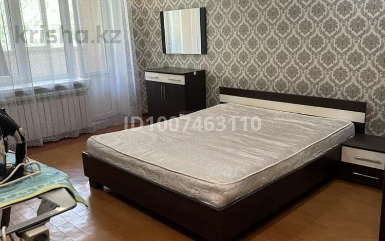 4-комнатная квартира · 78 м² · 5/5 этаж, Розыбакиева 43 — Розыбакиева - Толе би за 350 000 〒 в Алматы, Алмалинский р-н — фото 2