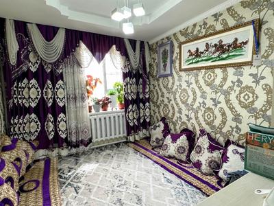 Продажа квартир в Жетысу обл.: 3-комнатная квартира · 40 м² · 1/2 этаж, Еркин за 10.5 млн 〒 3-комнатная квартира · 40 м² · 1/2 этаж, Еркин за 10.5 млн 〒 в Талдыкоргане