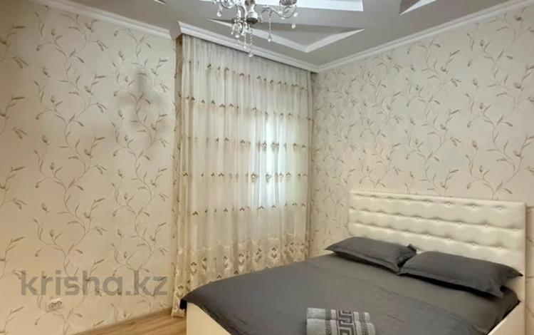 3-комнатная квартира · 100 м² · 9/11 этаж, 29-й мкр 24 за 250 000 ₸ в Актау — фото 2