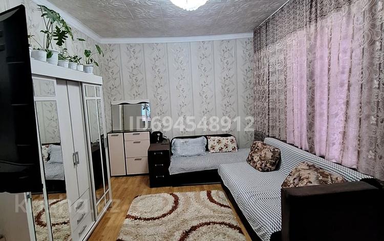 2-комнатная квартира · 52.7 м² · 2/2 этаж, Быковского — Автовокзал Саяхат,м-н Дархан за 15.5 млн ₸ в Шымкенте, Аль-Фарабийский р-н — фото 4