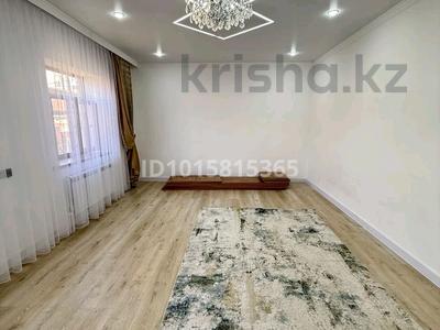 Отдельный дом · 4 комнаты · 200 м² · 8 сот., Шара Жиенқұлова 28 за 50 млн ₸ в Таразе