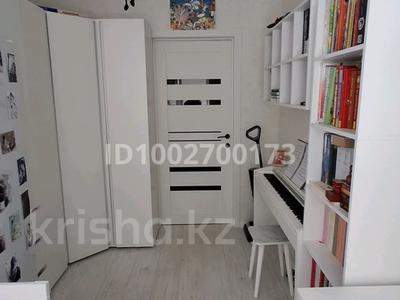 2-комнатная квартира · 44 м² · 3/5 этаж, Айманова 2 за 200 000 〒 в Павлодаре