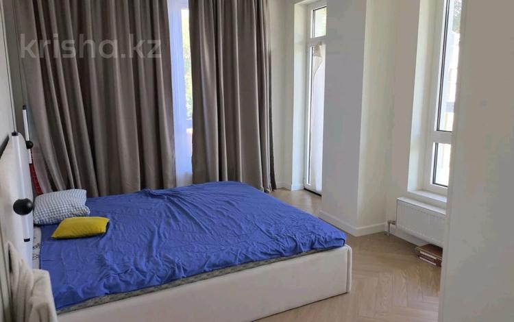4-комнатная квартира · 105 м² · 2/10 этаж, Кабанбай Батыра 15 за 118 млн ₸ в Алматы, Медеуский р-н — фото 2