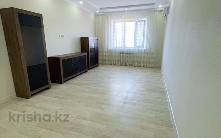 2-комнатная квартира · 72 м² · 5/9 этаж, мкр Нурсая, Т. Жумагалиева 10 за 30 млн ₸ в Атырау — фото 2