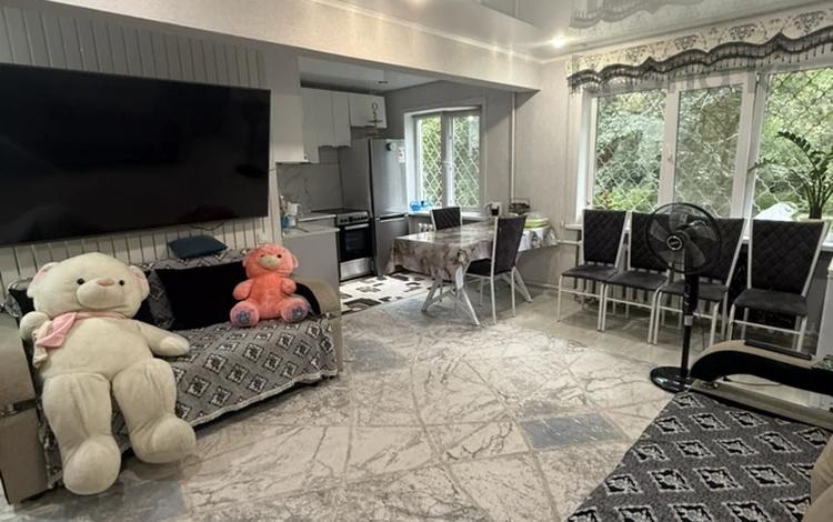 3-комнатная квартира · 42 м² · 1/5 этаж, Мызы 29 за 17.2 млн ₸ в Усть-Каменогорске — фото 2