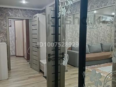 2-бөлмелі пәтер · 60 м² · 4/5 қабат, 20 квартал 14 — ул Кабанбай батыра, бағасы: 300 000 ₸ в Семее