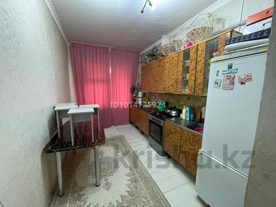 3-комнатная квартира · 63 м² · 2/3 этаж, Карасай батыр 5кв4 за 13 млн ₸ в Жибек Жолы